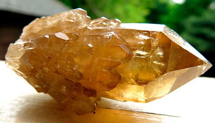 citrine to attract money luck