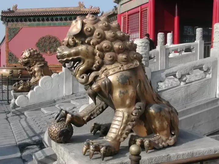 good luck charm, imperial patron lion